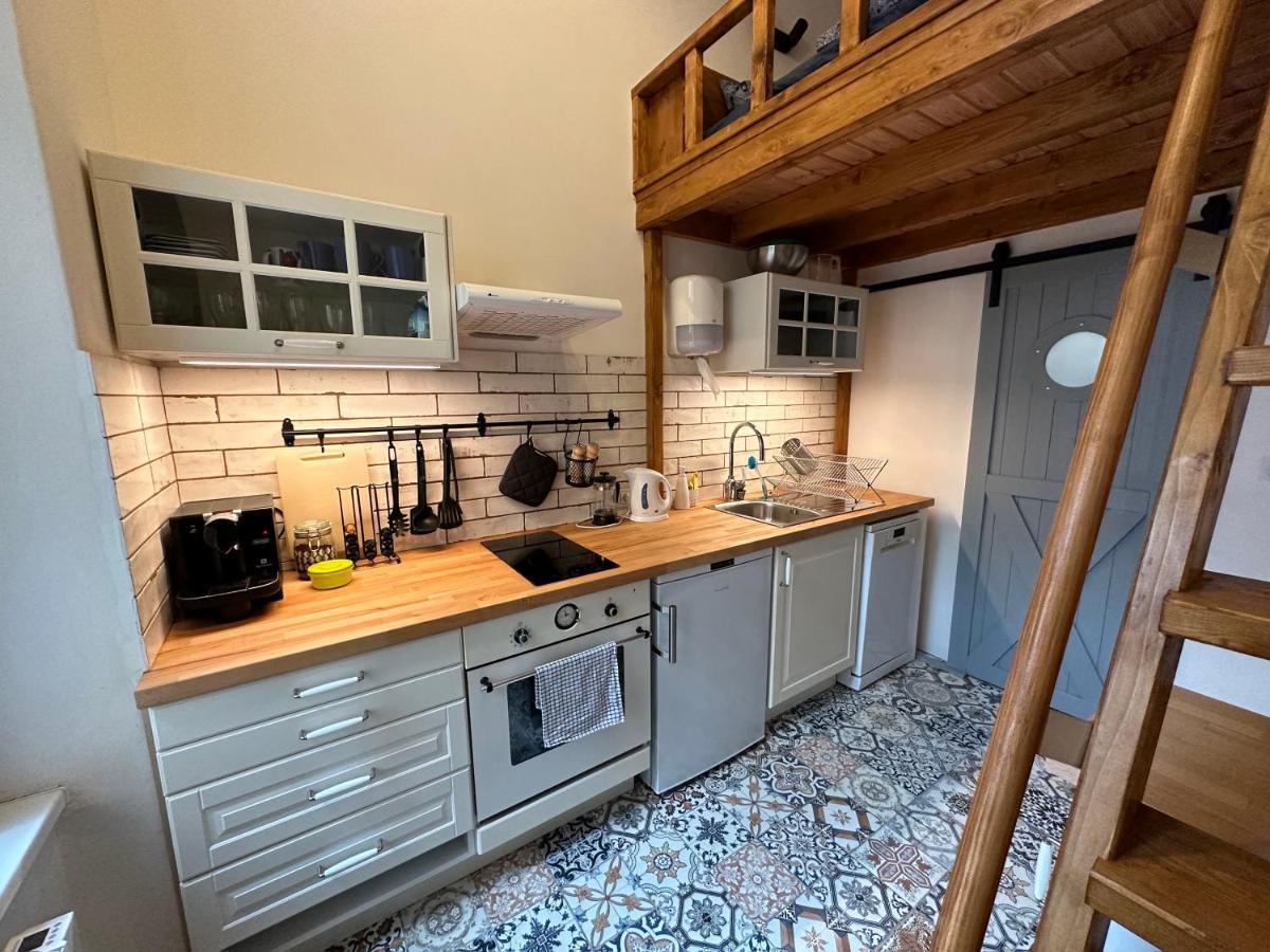 פראג Cozy New Loft Apartment מראה חיצוני תמונה