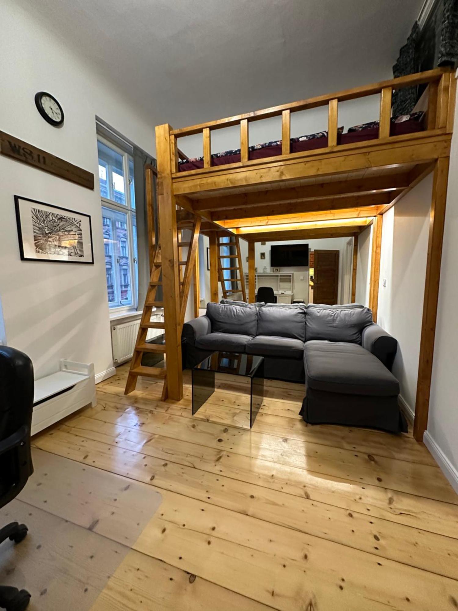 פראג Cozy New Loft Apartment מראה חיצוני תמונה